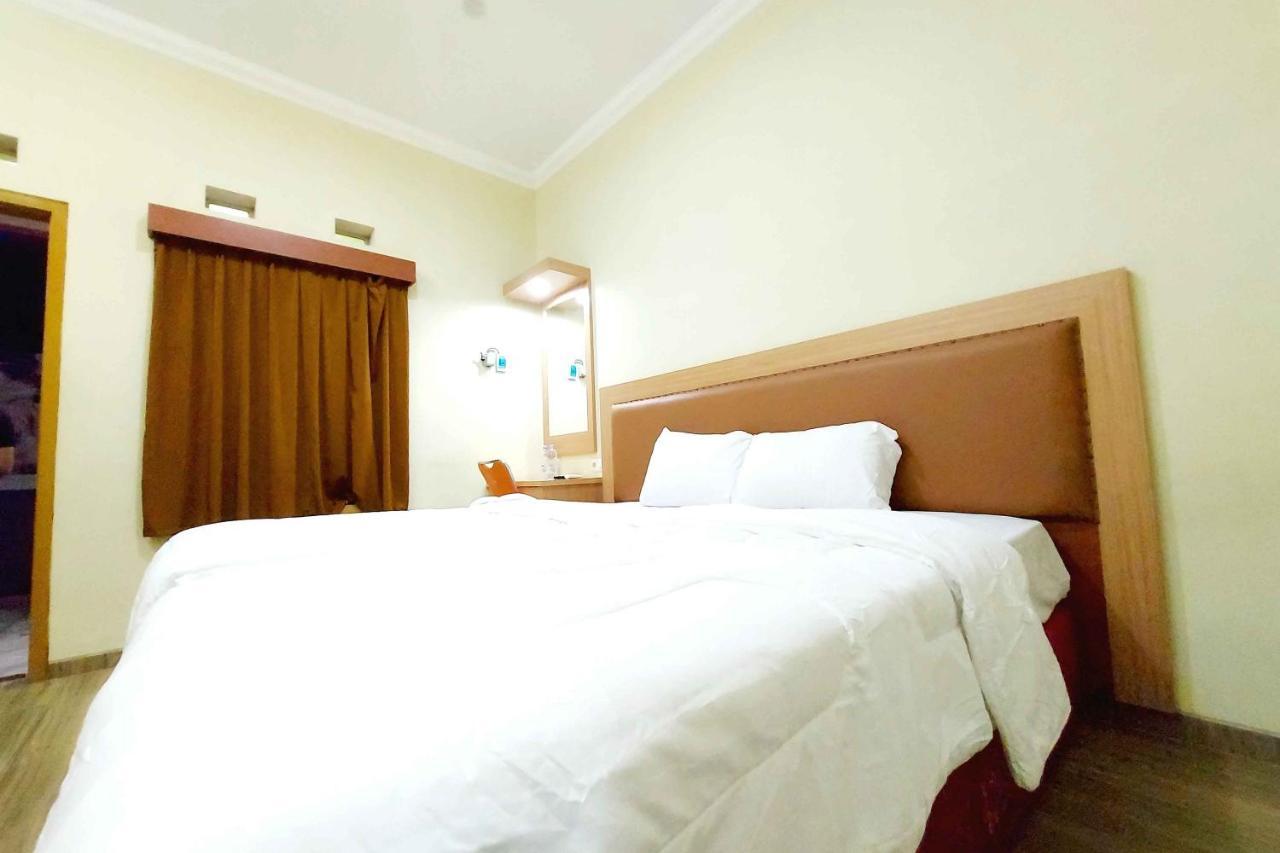 Homestay Fifa Syariah Pati Near Rsud Raa Soewondo Esterno foto