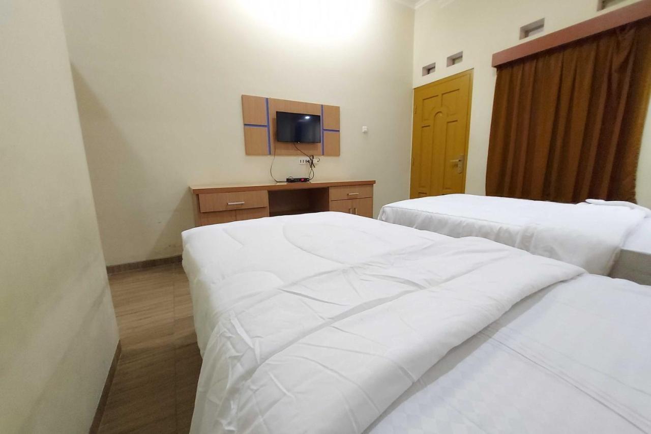 Homestay Fifa Syariah Pati Near Rsud Raa Soewondo Esterno foto