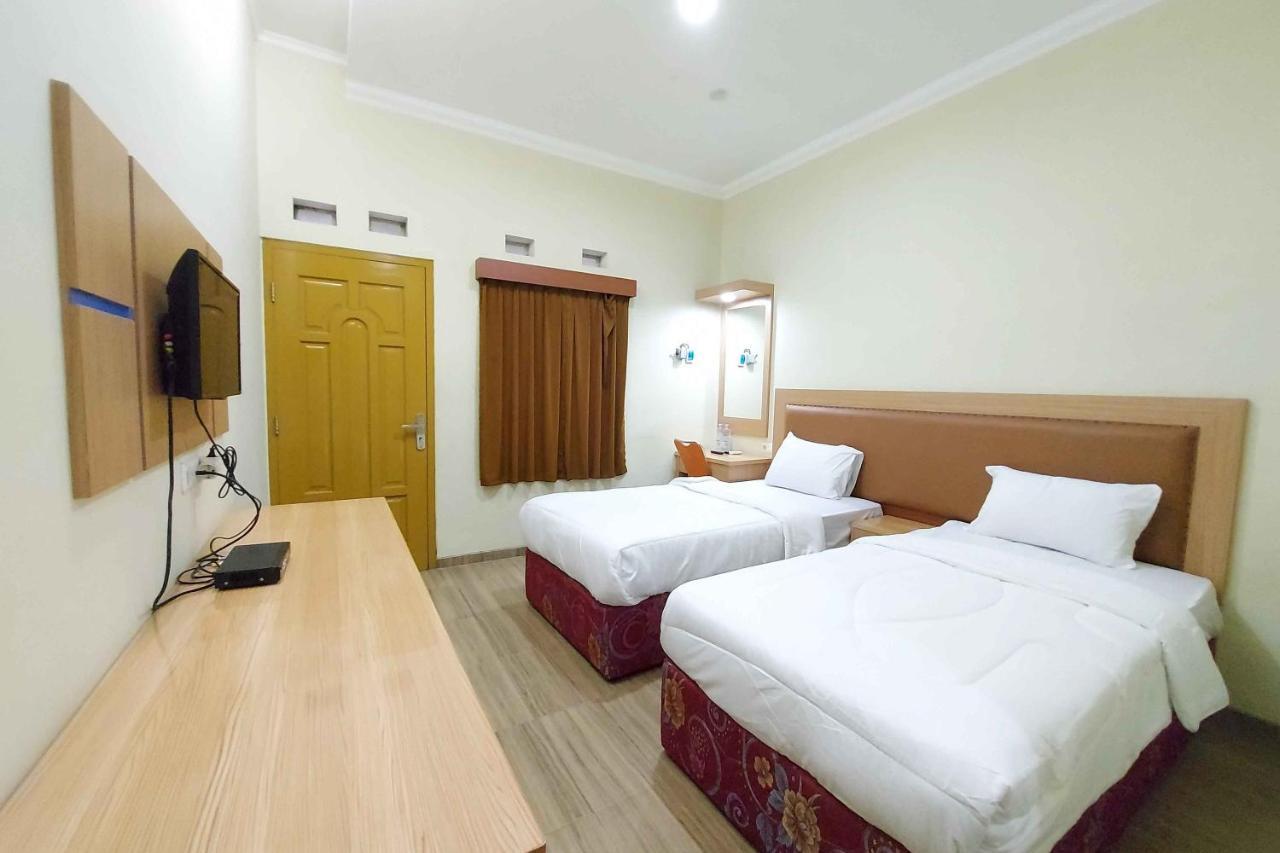 Homestay Fifa Syariah Pati Near Rsud Raa Soewondo Esterno foto